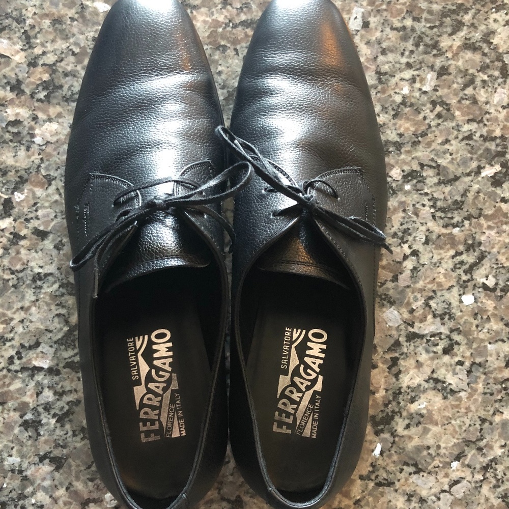 Salvatore Ferragamo Men's Shoes, Size 9